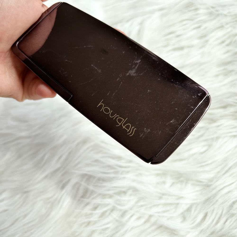 Hourglass Ambient Lighting Palette volume 1 - Picture 3 of 5